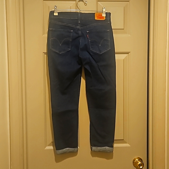 Levis skinny capris - Picture 3 of 3